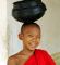Ein junger Mönch in Bagan. Myanmar ist ein sehr buddhistisch geprägtes Land und Mönche gehören zum Alltag.